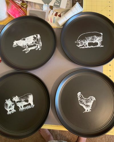 Customer photo review of No Bake Ceramic Paint - Angel Wings