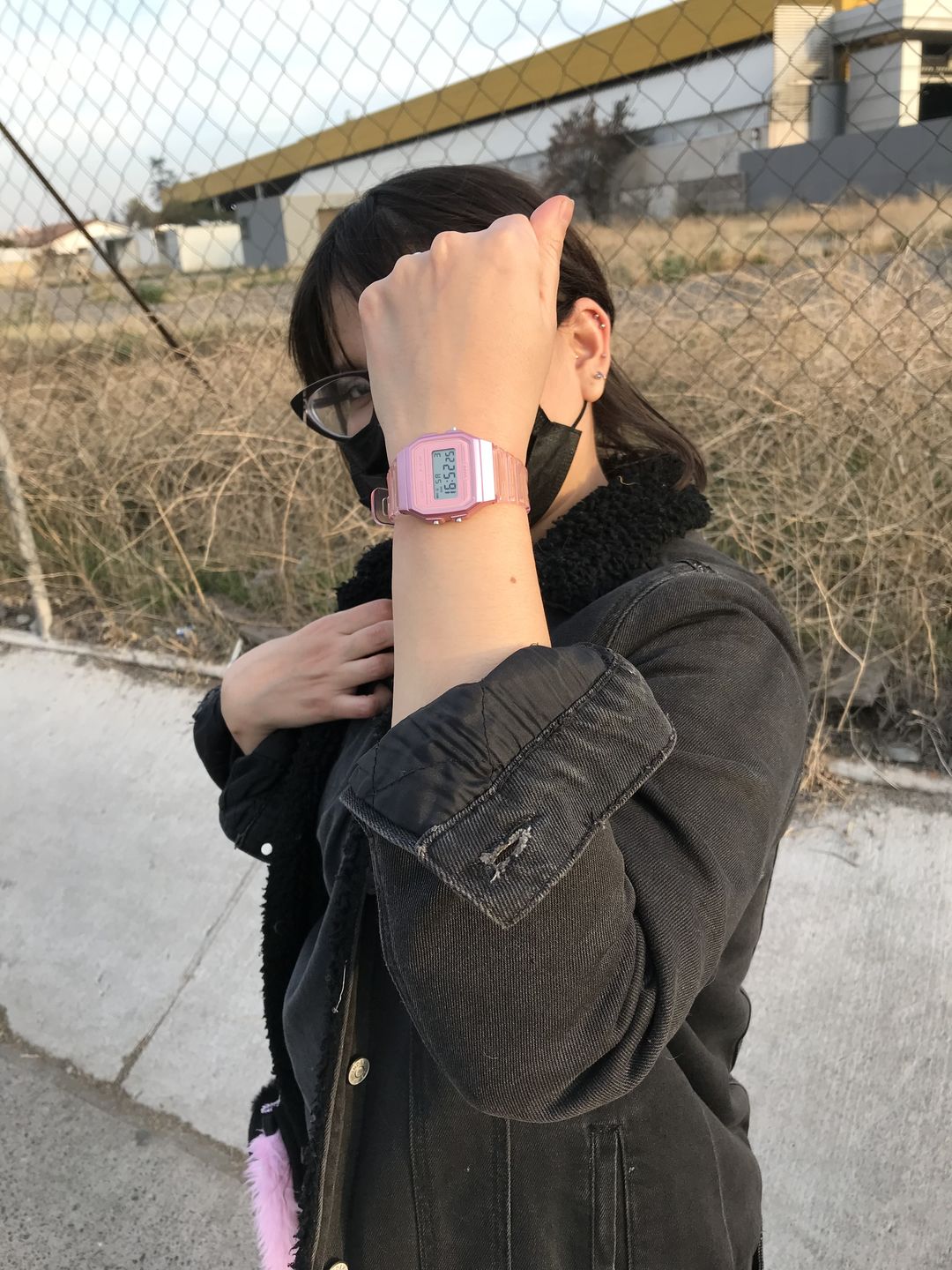 Customer photo review of Reloj Casio Vintage F-91WS-4D Rosado Transparente