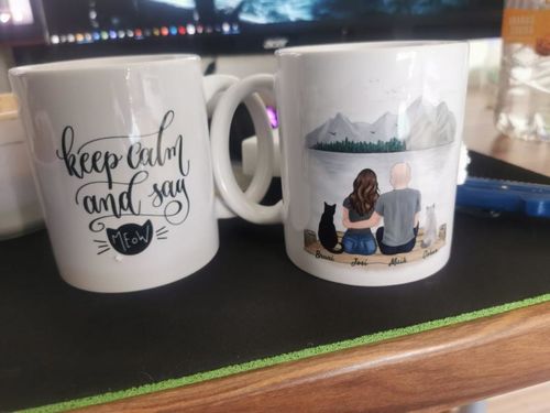 Customer photo review of Pärchen mit 2 Katzen - Personalisierte Tasse