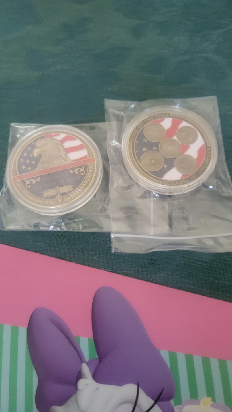 Customer photo review of Thank You For Your Service Coin Bundle (5pcs)