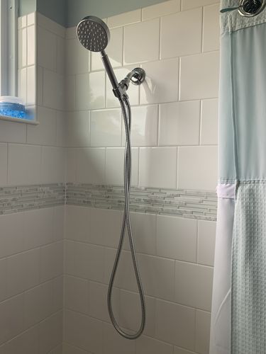 Customer photo review of 1-Spray Handheld Shower Head Set