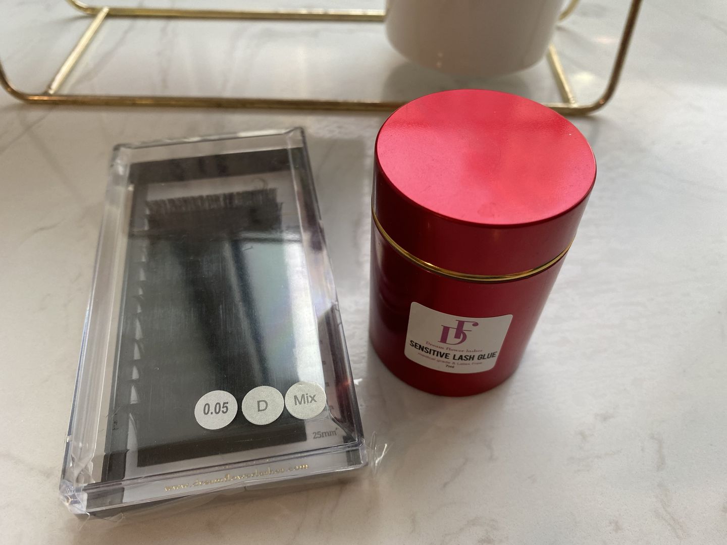 Customer photo review of Japan Low Irritation Lash Glue for Eyelash Extension