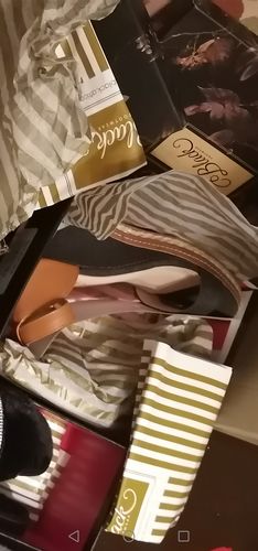 Customer photo review of Miss Black Kasovo - Black