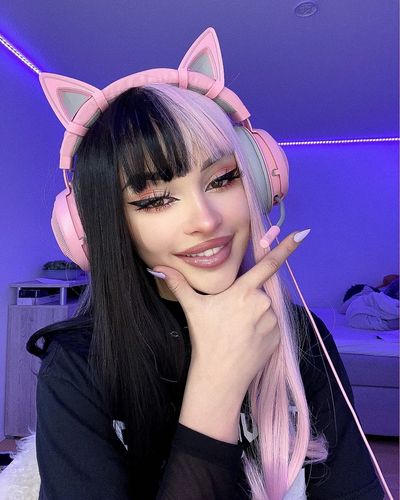 Customer photo review of Lolita black powder color matching wig WS2054