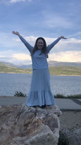 Customer photo review of DOUBLE RIB TEE-SUMMER BROWN