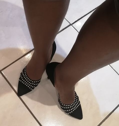Customer photo review of Miss Black Ibiza - Black