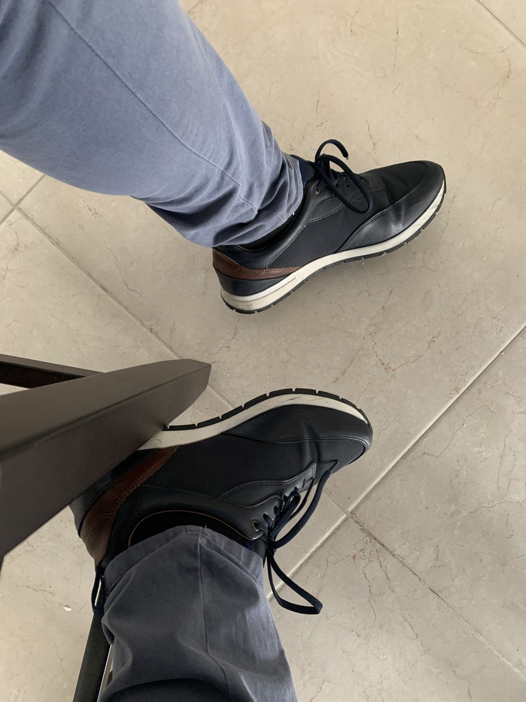 Customer photo review of SNEAKER CASUAL AZUL