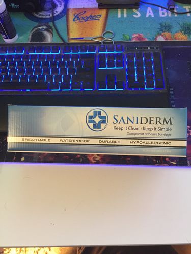 Customer photo review of Saniderm Aftercare Bandages
