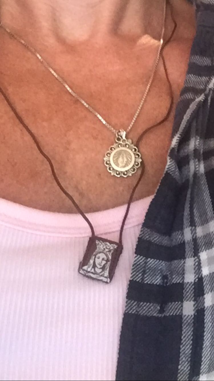 Customer photo review of Premium Brown Scapular, Brown & Cream, Our Lady of Mt. Carmel (Mini)