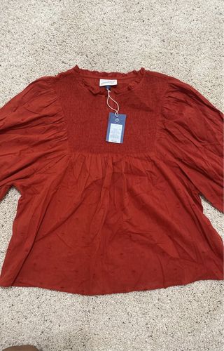 Customer photo review of Women's Summer Clothing Box Limited Edition