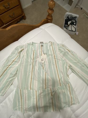 Customer photo review of Target Clothing Wholesale Box 12 Pieces Limited Time Offer