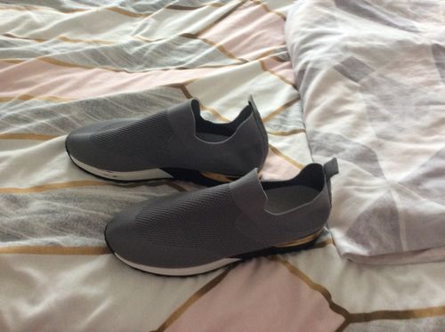 Customer photo review of Fashionable Comfortable Casual Flying Sneakers