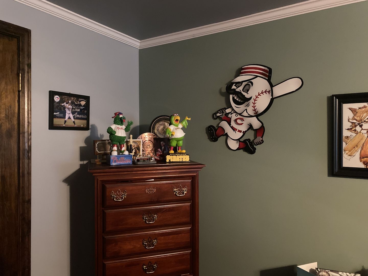 Customer photo review of Cincinnati Reds Mr. Red 3D Metal Artwork