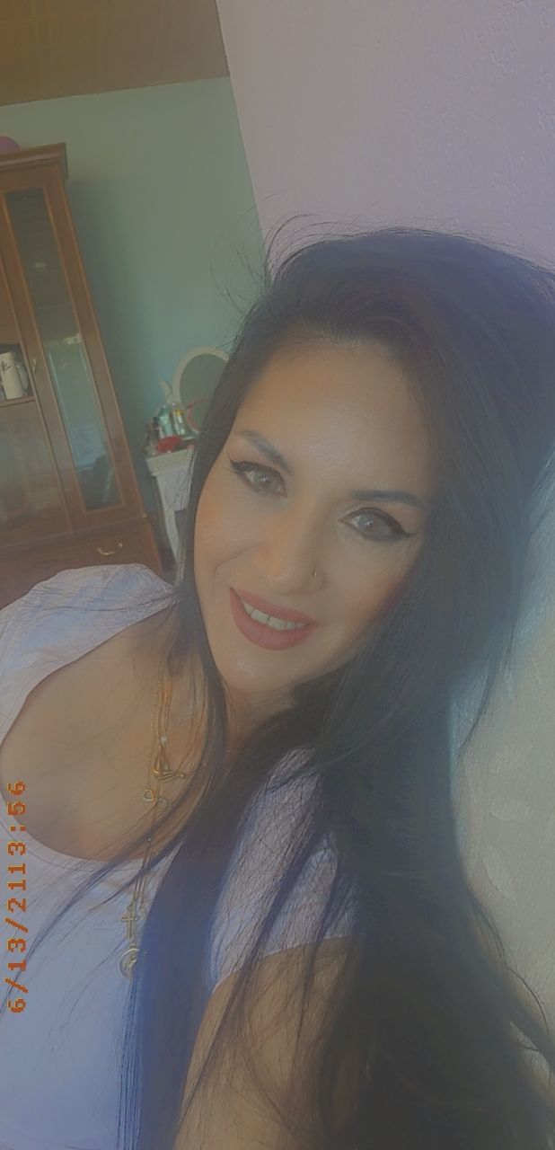 Customer photo review of True Blue