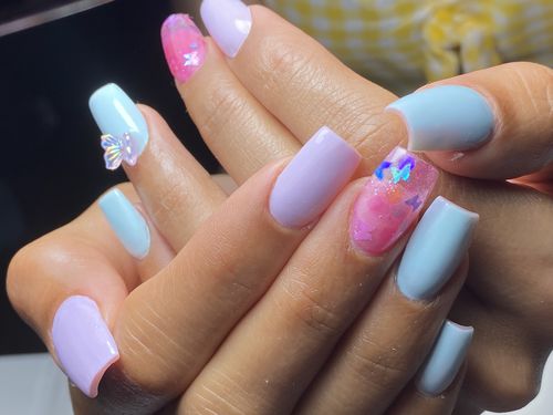 Customer photo review of Lavender & Light Teal Gel Polish Set