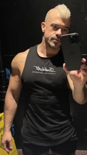 Customer photo review of SIGNATURE - LONGLINE MUSCLE TANK - BLACK / WHITE