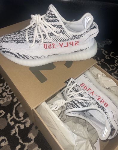 Customer photo review of Yeezy Boost 350 V2 'Zebra' CP9654