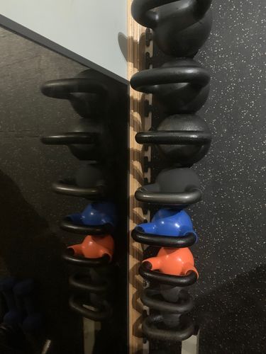 Customer photo review of 22kg / 48lbs E-coated Cast Iron Kettlebell