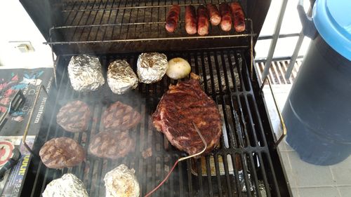 Reseña con foto de un cliente sobre Rib Eye Cowboy Steak