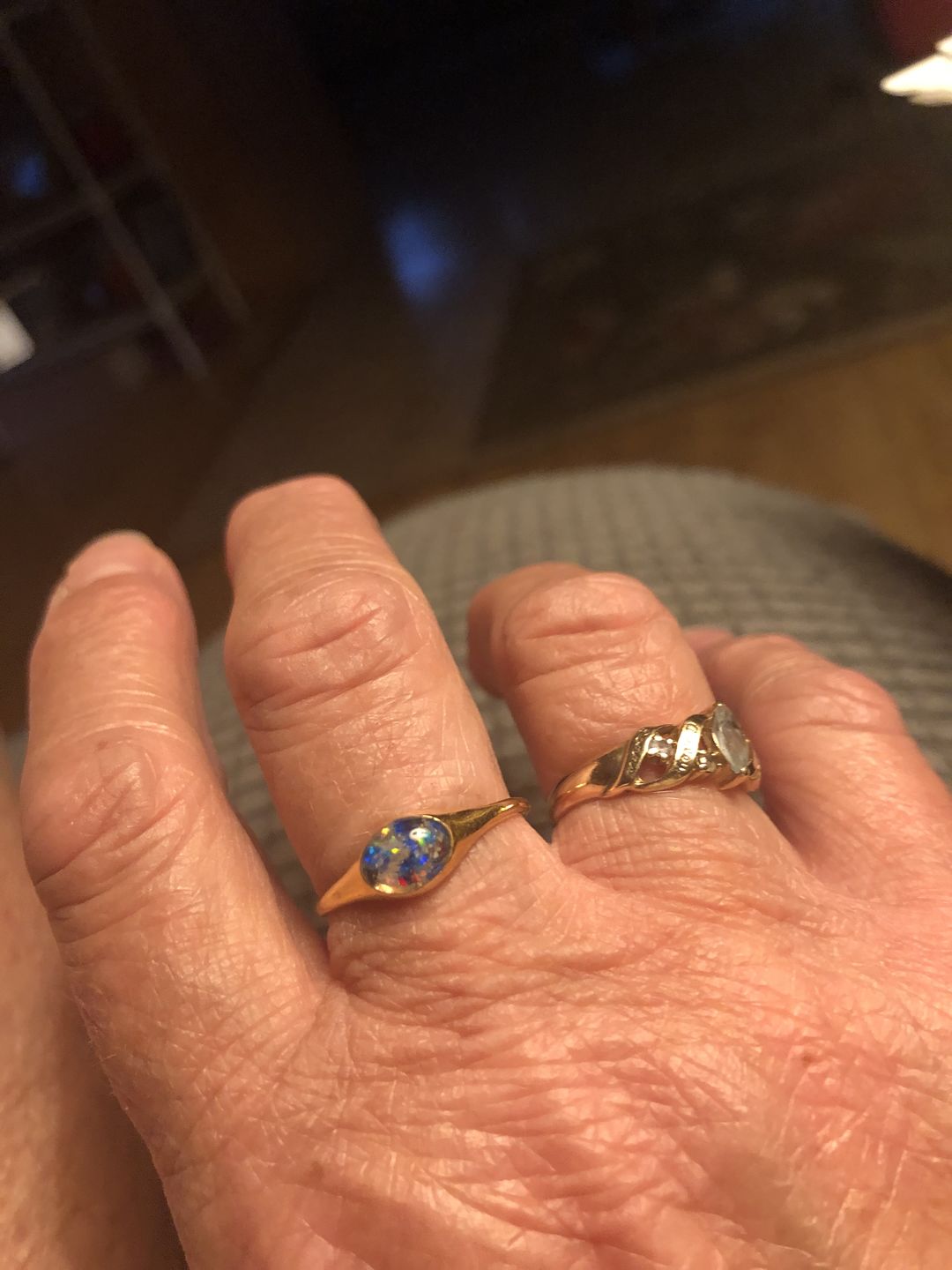 Customer photo review of Golden Oval Ring with Cremation Ashes