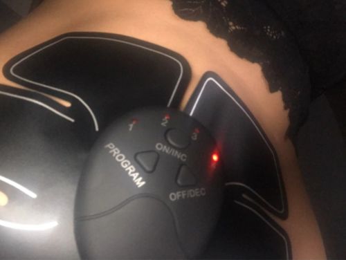 Customer photo review of GYMKARTEL® ANTI-CELLULITE MUSCLE STIMULATING DEVICE