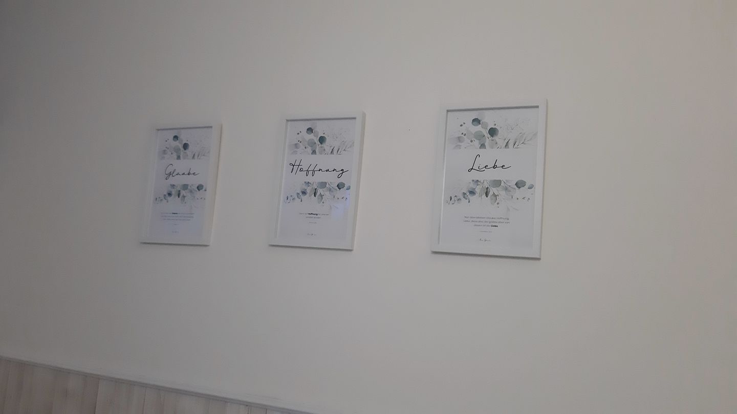Customer photo review of Poster "Glaube Hoffnung Liebe" · 3er Set · Pflanzen Grün · A3 / A4 · Bibelvers Deutsch