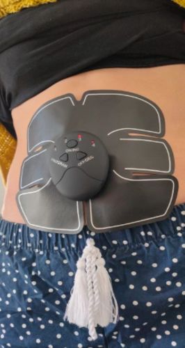 Customer photo review of GYMKARTEL® ANTI-CELLULITE MUSCLE STIMULATING DEVICE