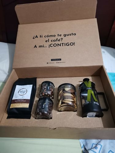 Customer photo review of Coffee Press & Cookies