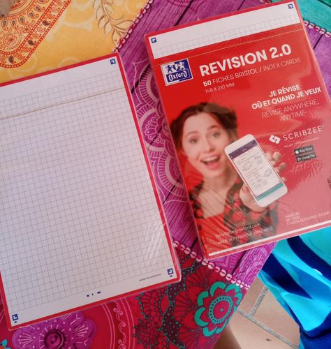 Avis photo d'un client sur Fiches de révision REVISION 2.0 OXFORD # 50 fiches 14,8 x 21 cm - petits carreaux