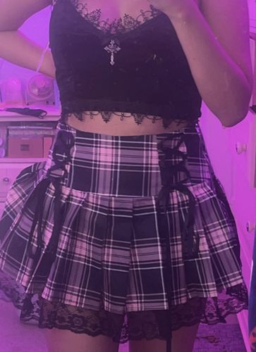 Customer photo review of BLACKPINK lace-up Tartan Pleated Skirt