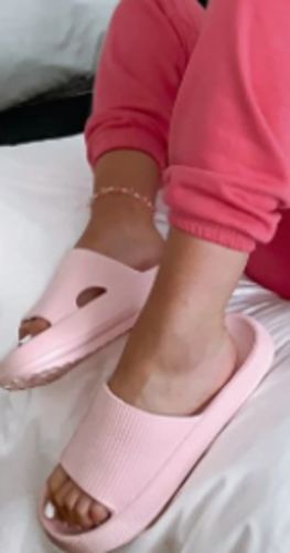 Mariela S. review of Cloud Slides image 1 out of 1