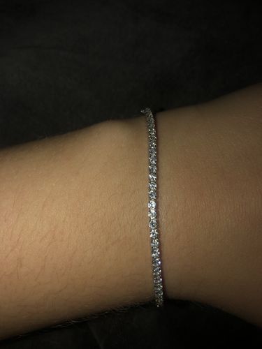 Customer photo review of Shine Armband