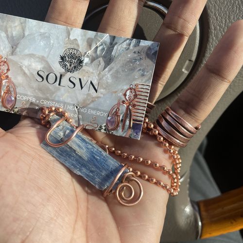 Customer photo review of BLUE KYANITE Pendant | I EXPRESS MYSELF