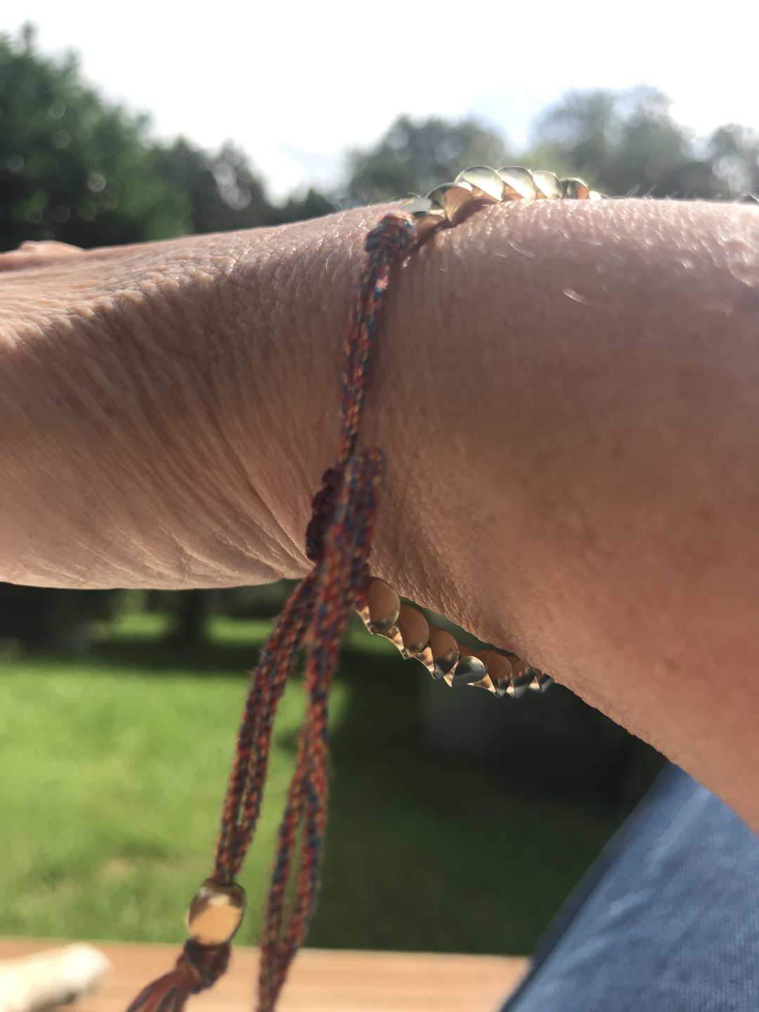 Customer photo review of Edles Tibetisches Glücksarmband aus Kupfer