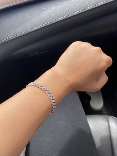 Customer photo review of “Diamond chain” Bracelet