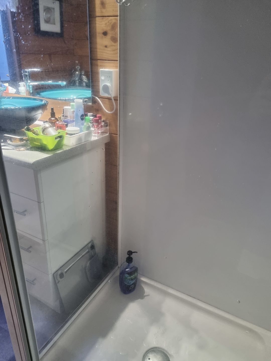 Customer photo review of Bar Keepers Friend 5 Piece Spring Cleaning Kit