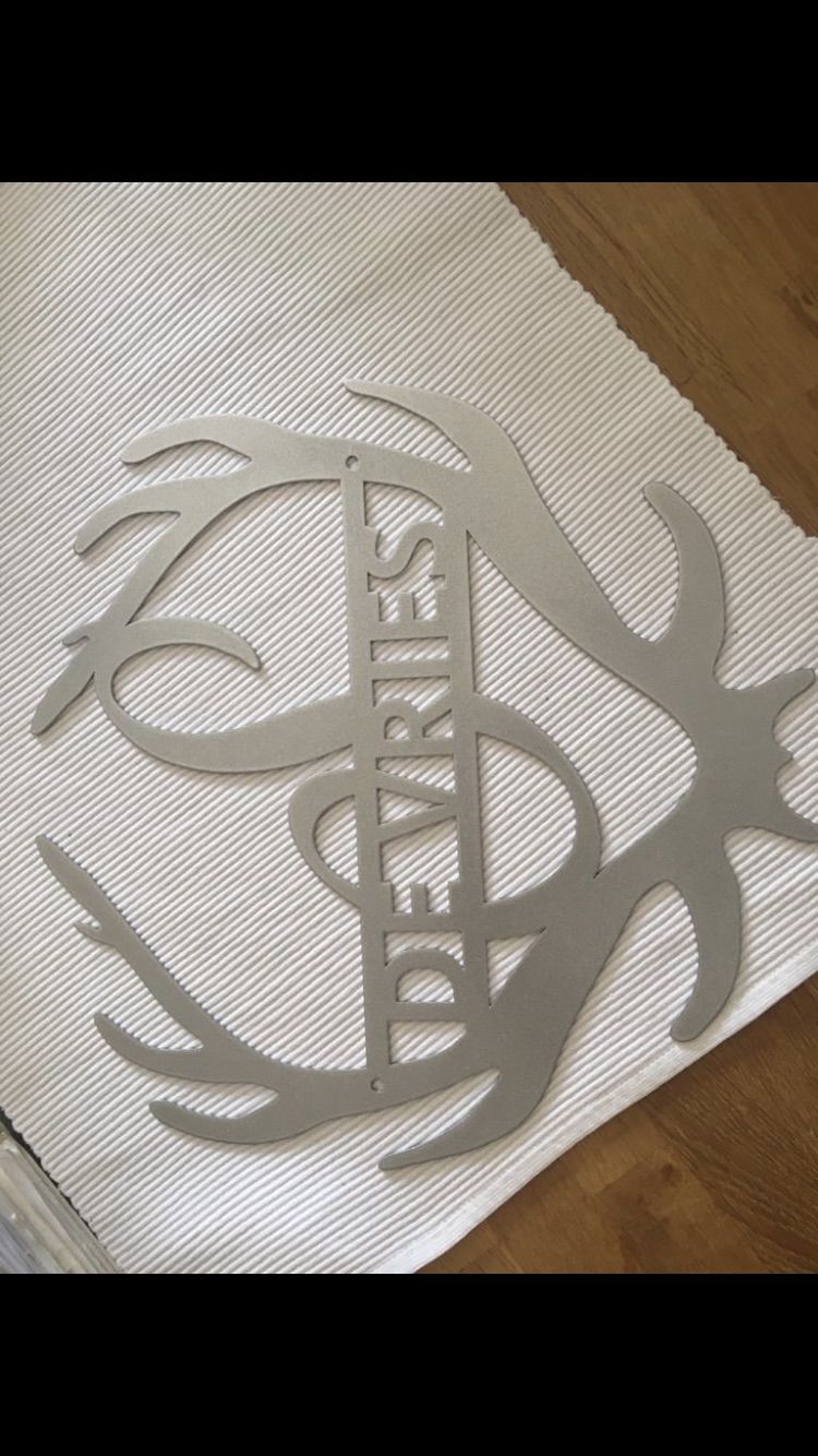 Customer photo review of Monogramm "Hirschgeweih" aus edlem Stahl (personalisierbar)