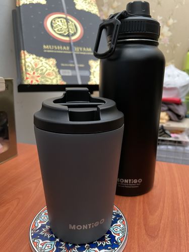 Customer photo review of Ace Bottle Black/White 950ml (32oz) 2-Pack Bundle