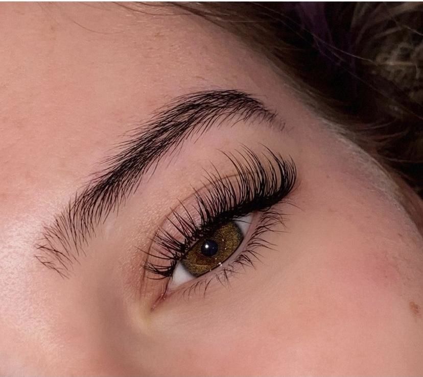 Customer photo review of Classic Eyelash Extension 0.20mm