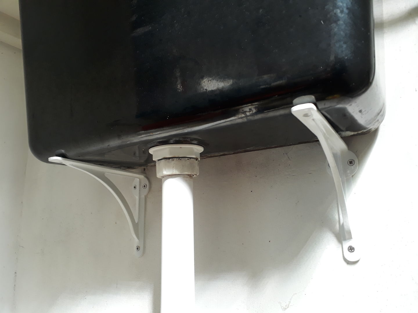 Customer photo review of 7 Inch Ironbridge Cast Iron Shelf Bracket