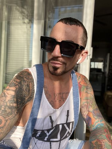 Customer photo review of Glaive Sunglasses