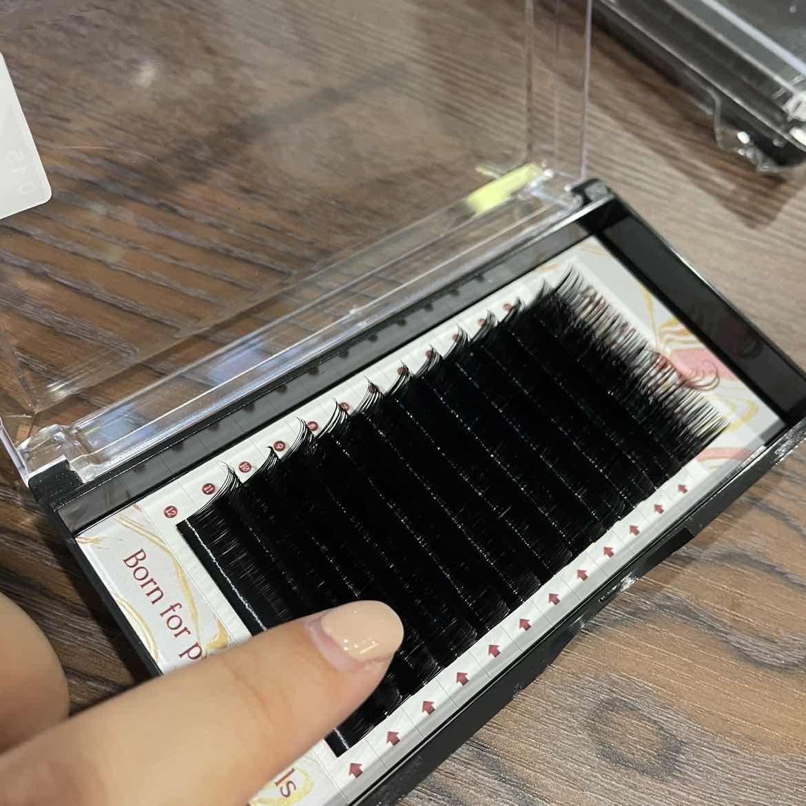 Customer photo review of Classic Eyelash Extension 0.15mm