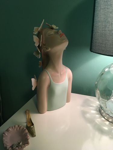 Customer photo review of Mila Girl