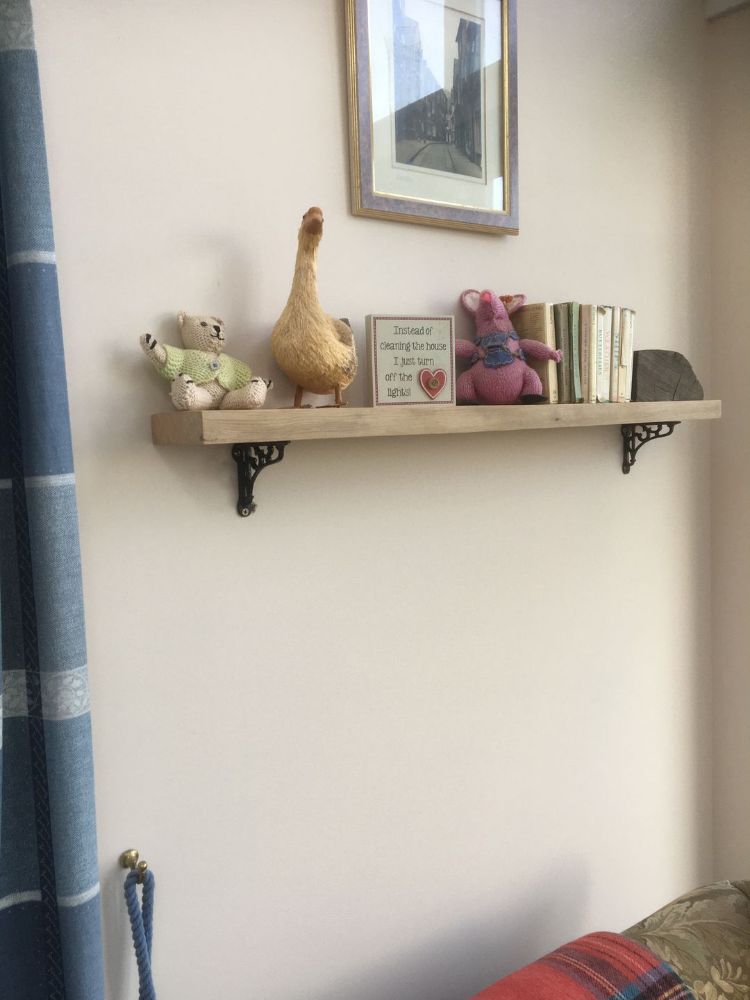 Customer photo review of 4 Inch Victorian Scroll Cast Iron Shelf Bracket