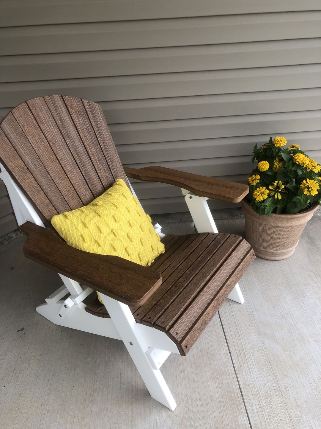 Customer photo review of DuraWeather Poly® King Size Folding Adirondack Chair - Exclusive Wood Grain Poly-resin