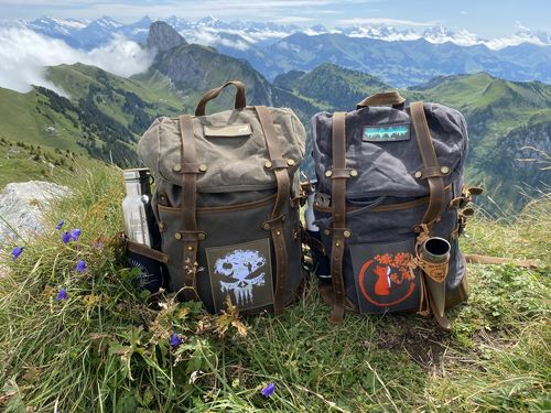 Customer photo review of Rucksack mit Patch (🌲)