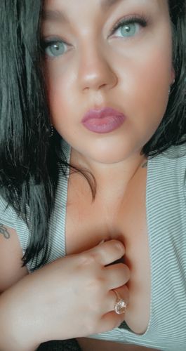 Customer photo review of Cherry Sky Blue Colored Contact Lenses