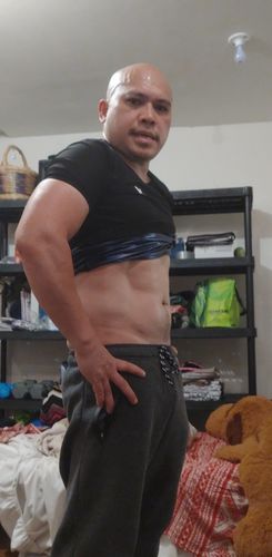 Customer photo review of Men's Heat Trapping T-Shirt