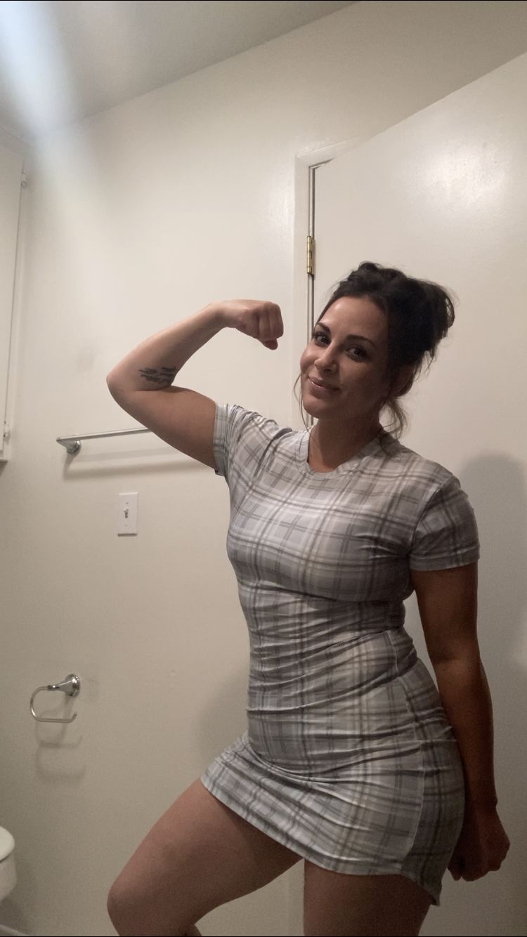 Customer photo review of OG T-SHIRT DRESSES - GREY GINGHAM (SHORT SLEEVE)