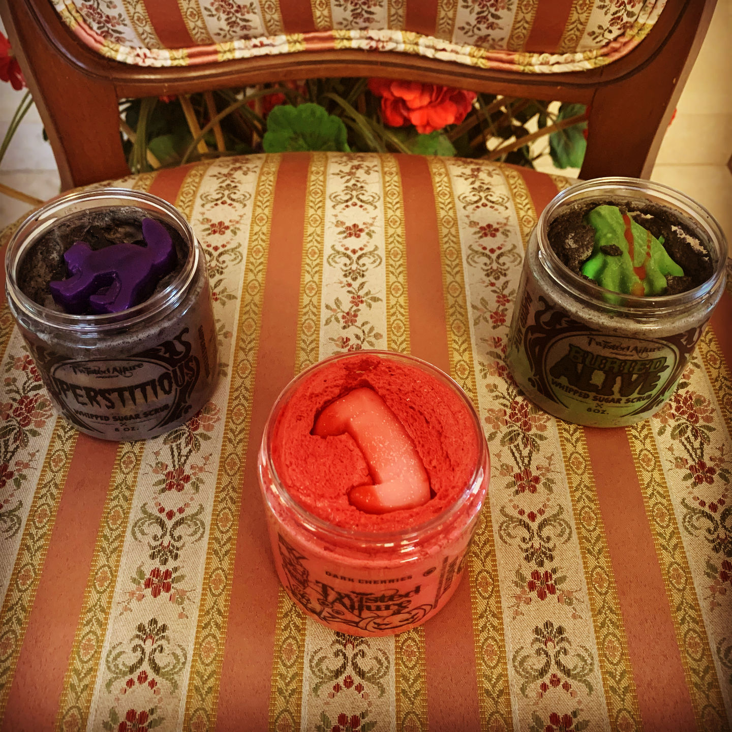 Customer photo review of Buried Alive Sugar Scrub